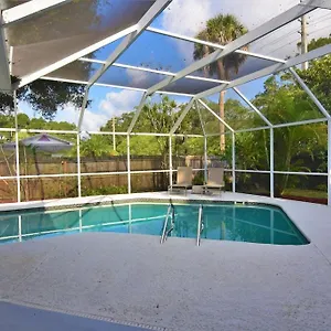  Holiday home Clematis House Near Arlington Park With Heated Pool United States